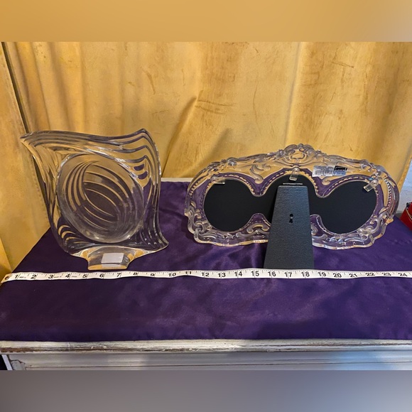 2 Elegant Mikasa Vintage picture frames PERFECT No cracks chips or flaws ๐๐๐ - Picture 3 of 11